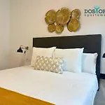 Dos Torres La Dulceria Diseno Y Calma En Pleno Centro サラゴサ